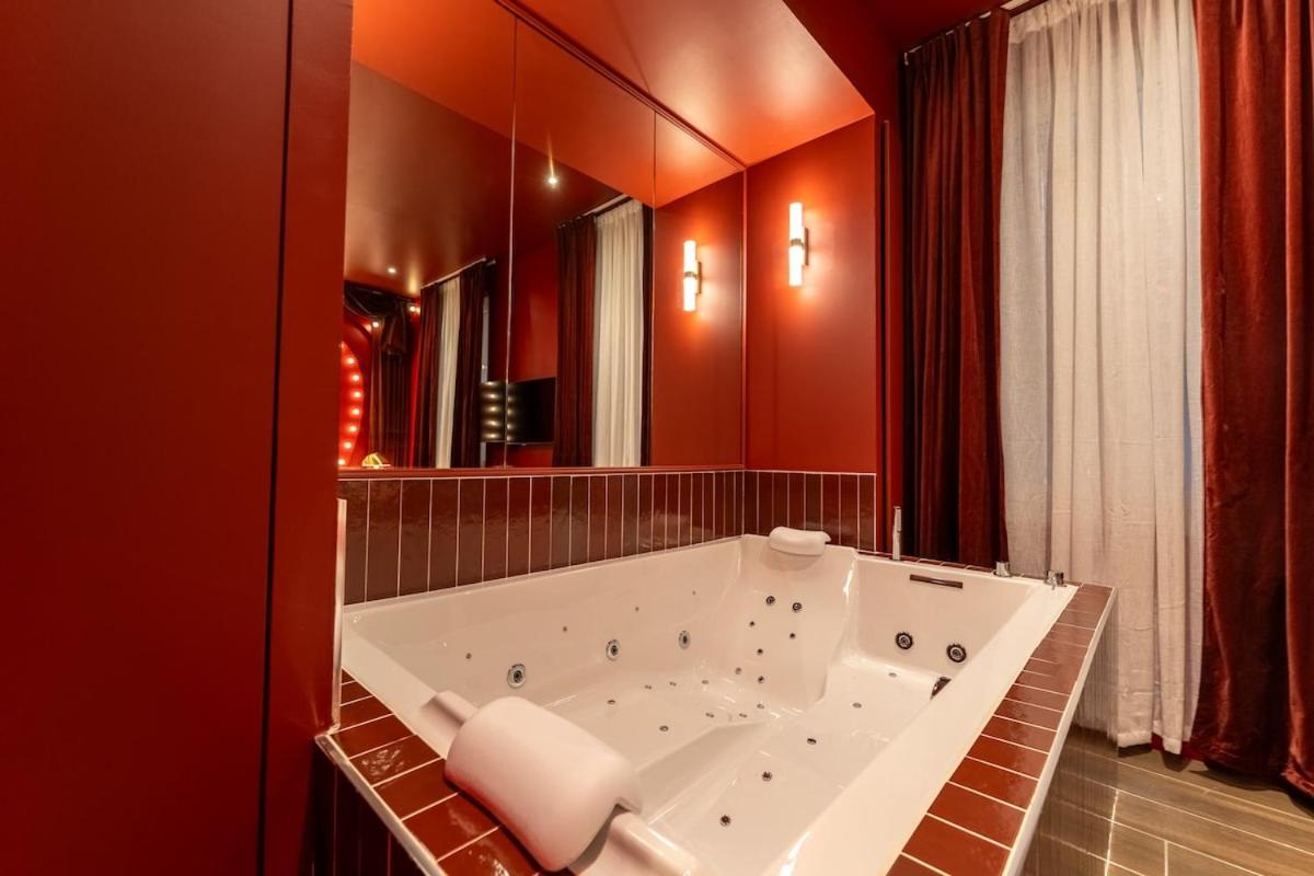 Moulin des reves - Suite Cabaret avec Balneo au coeur de Martigues - Bed and Breakfast Martigues