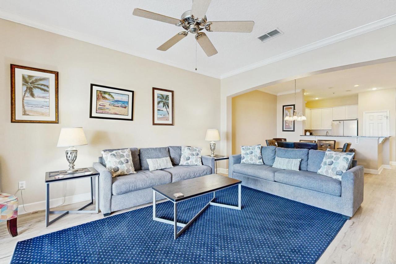 Dog-friendly lakefront condo with pools, hot tub, gym, game room & beach access - B&B Bon Terra