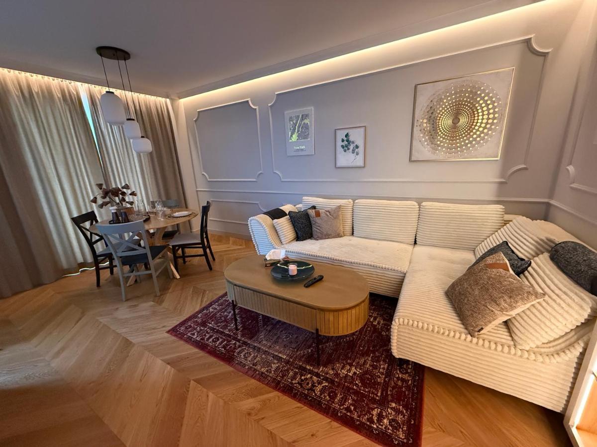NEW Apartment in the Center