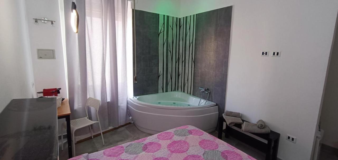 Elly Guest house
