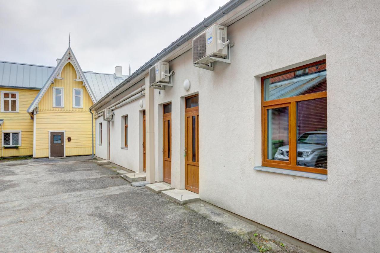Hommiku 8a Apartment - B&B Pärnu