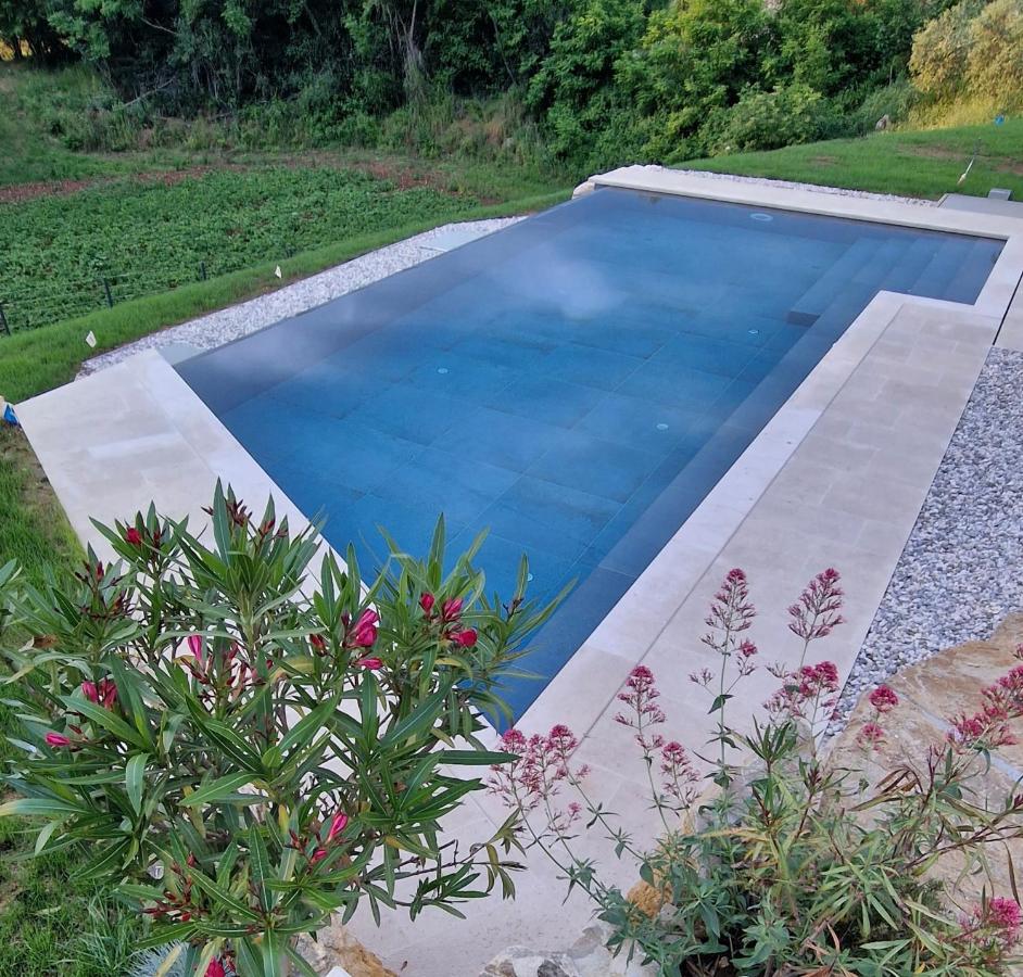 Rokvilla - B&B Montona
