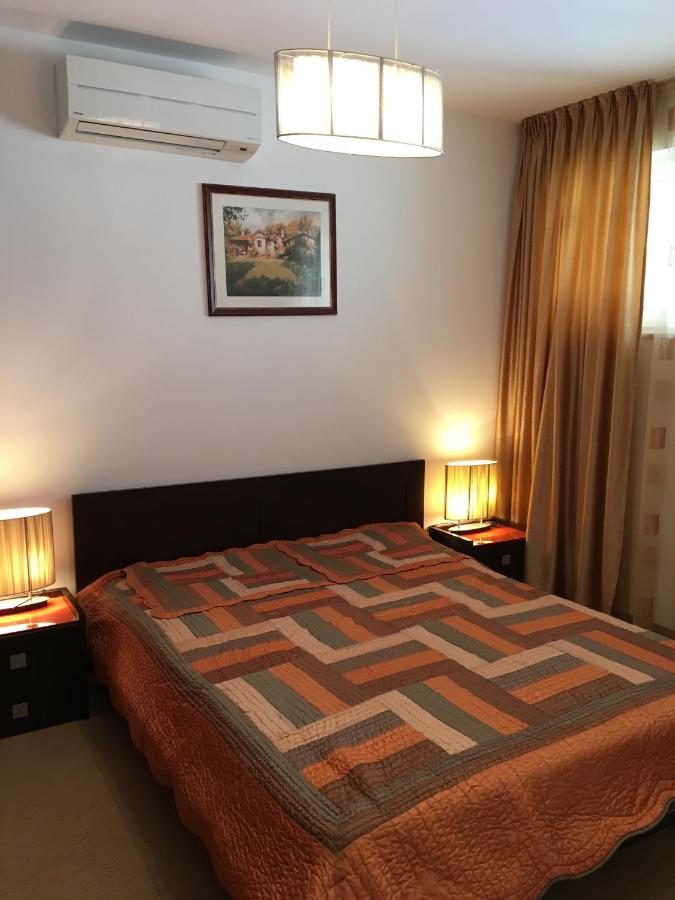 One-Bedroom Apartment with Sea View