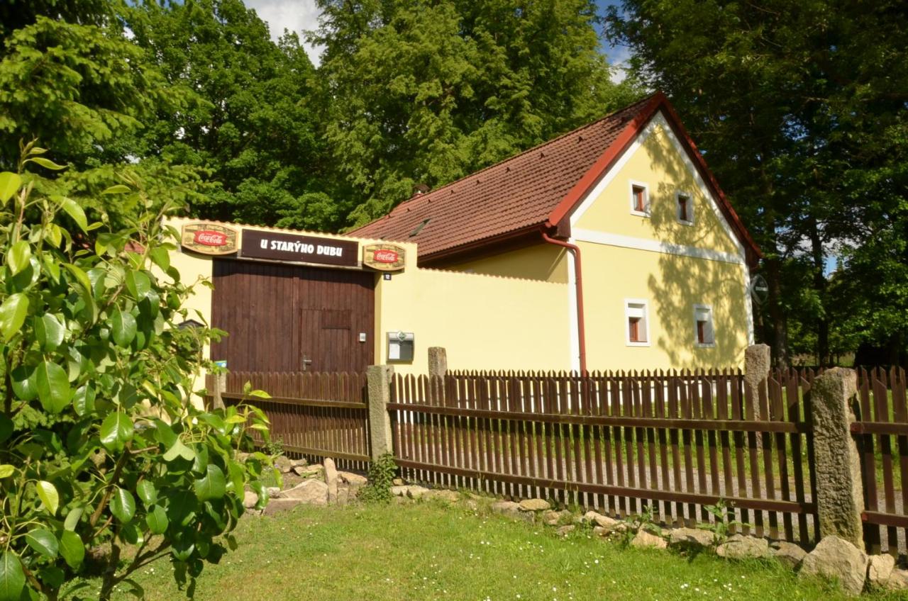 B&B Jindřichův Hradec - Pension U Starýho Dubu - Bed and Breakfast Jindřichův Hradec