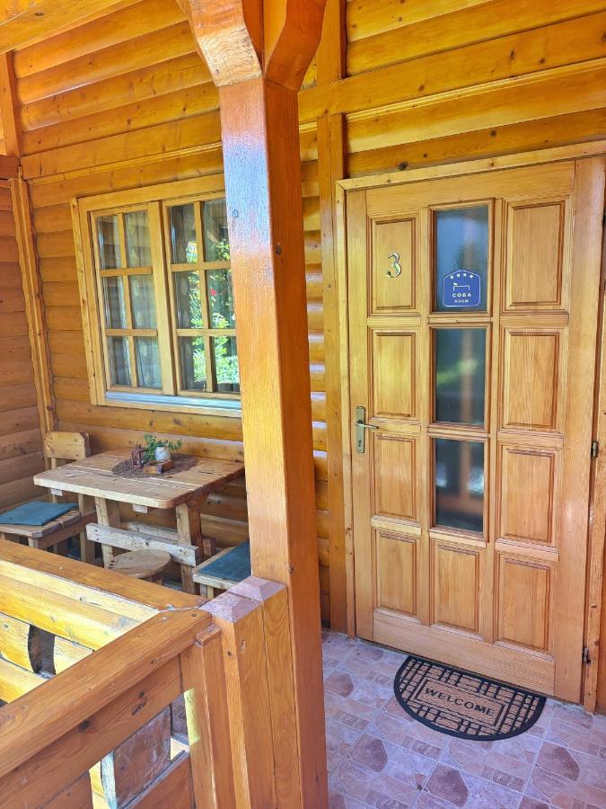 Tweepersoonskamer met 2 Aparte Bedden en Balkon