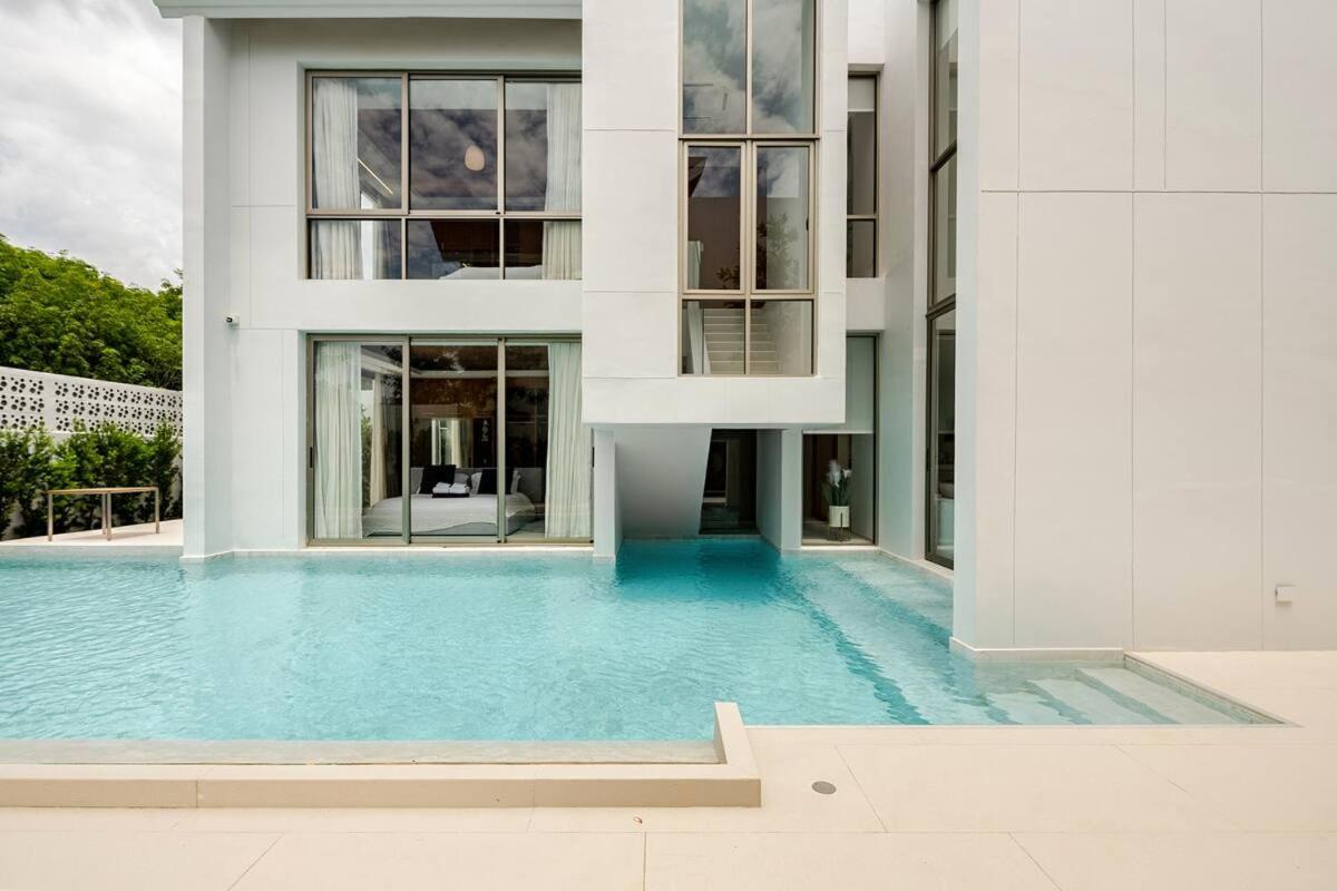 Lux Pride Villa 3 bedroom Phuket Bang-Tao beach - B&B Ban Phak Chit
