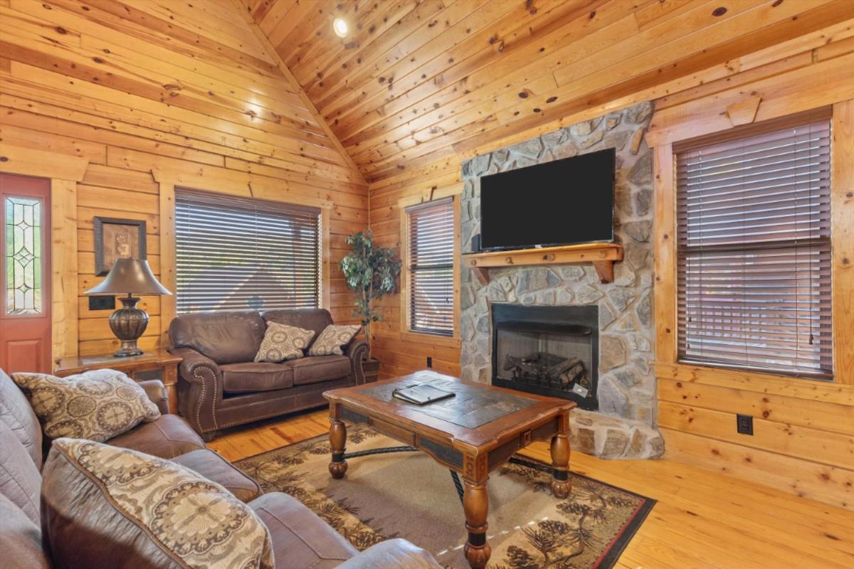 White Oak 212 By Avada Properties - B&B Gatlinburg