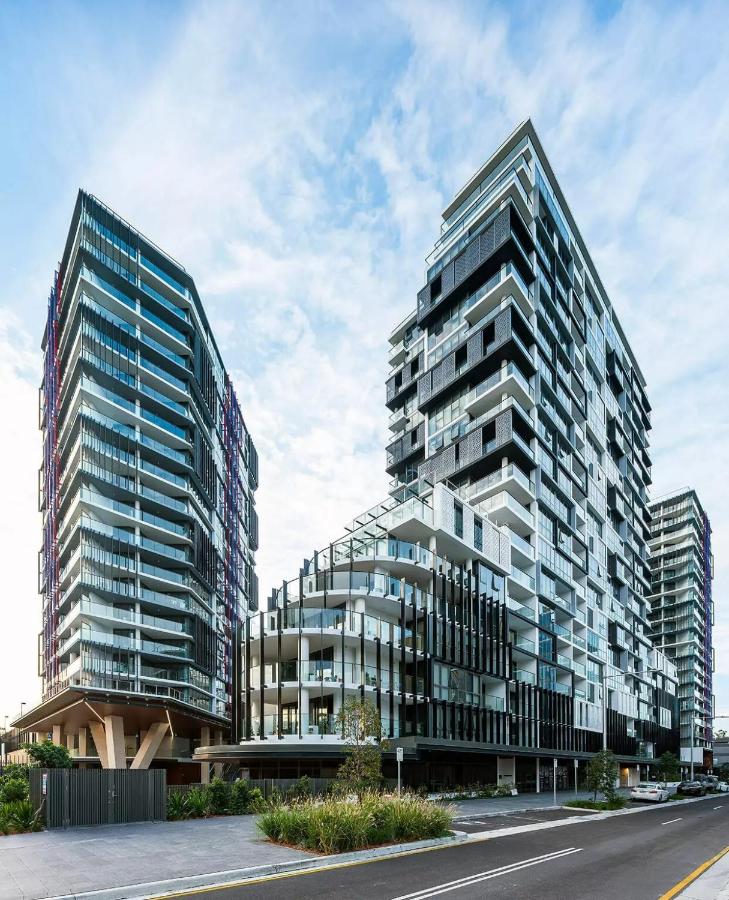 Luxe Park - 2B2B - 2min to Metroline 20min to CBD - B&B Sydney