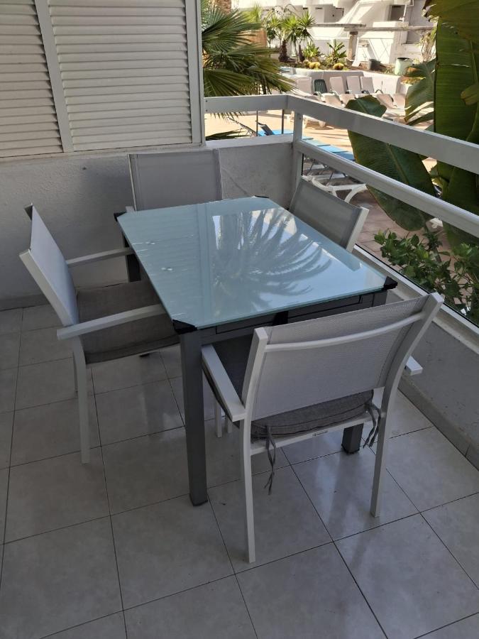 The pool balcony Playa las Americas - Ferienwohnung Costa Adeje