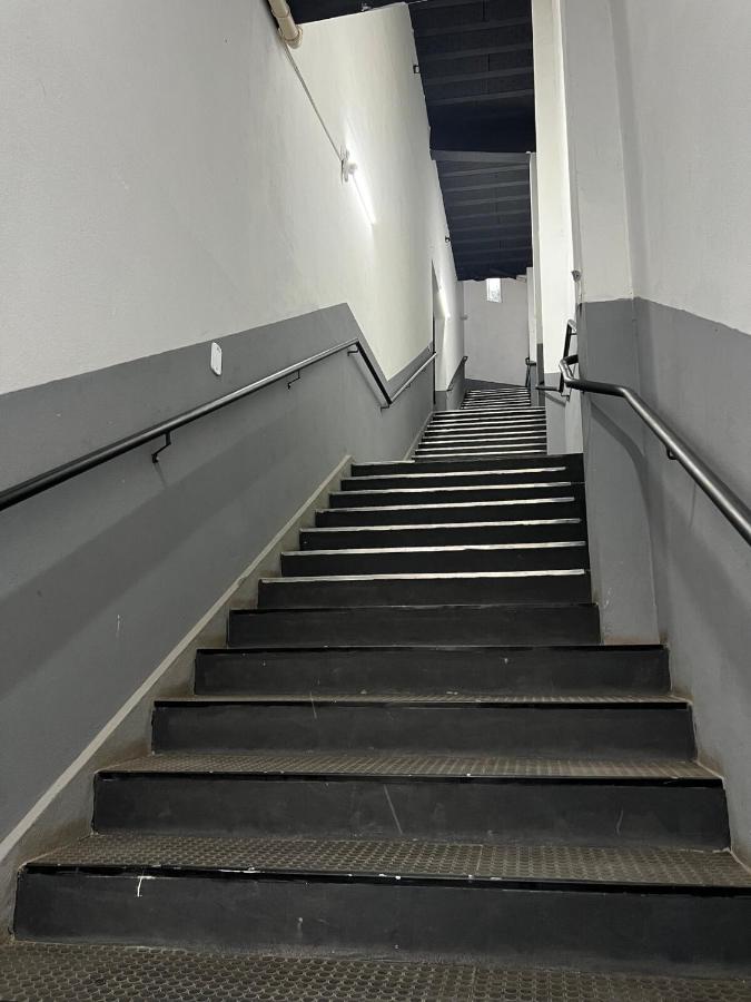 Loft Sulfurosa - 800m do Parque das Águas - B&B
