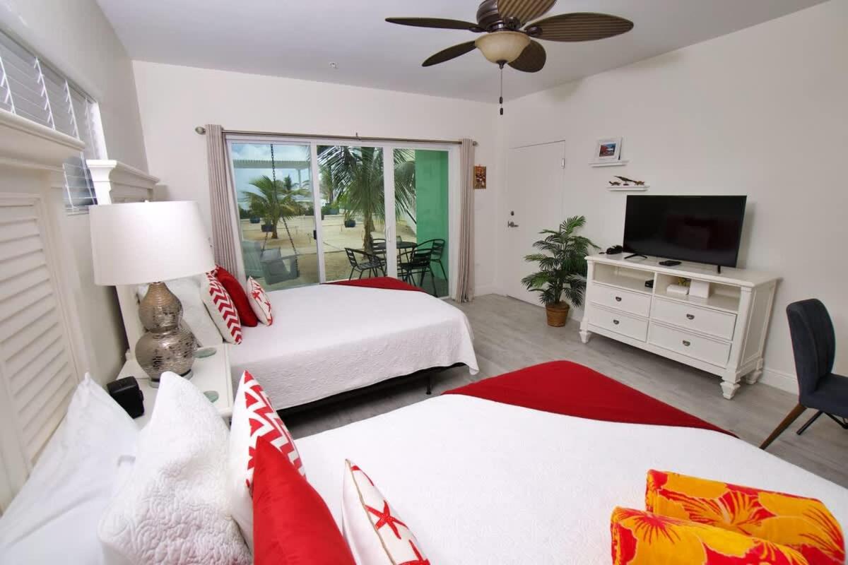 The No Problem at Cottages - Bed and Breakfast Sand Bluff