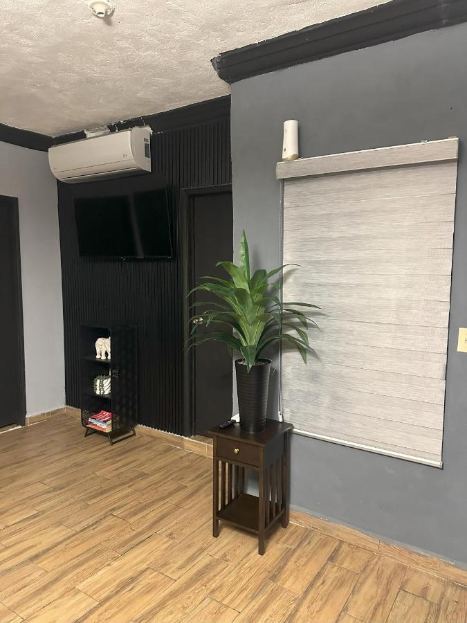 Departamento Mateos 504 - B&B