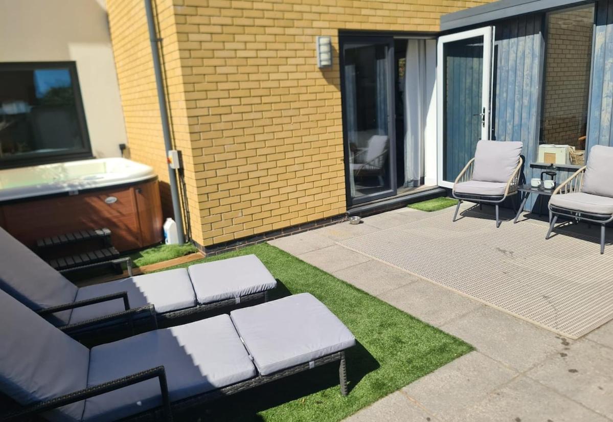 The Snuggery-Hot Tub-Parking-Eco - B&B Topsham