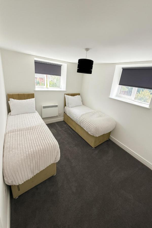 Kehoe's Pad Near Etihad Stadium & Coop Live Arena Sleeps 4 - Bed and Breakfast Manchester