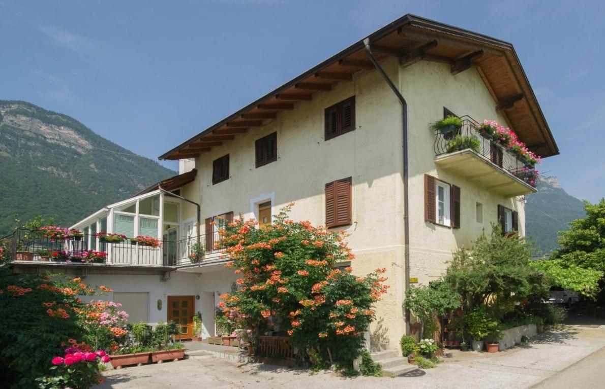 Gästehaus Zugal - B&B Coltura