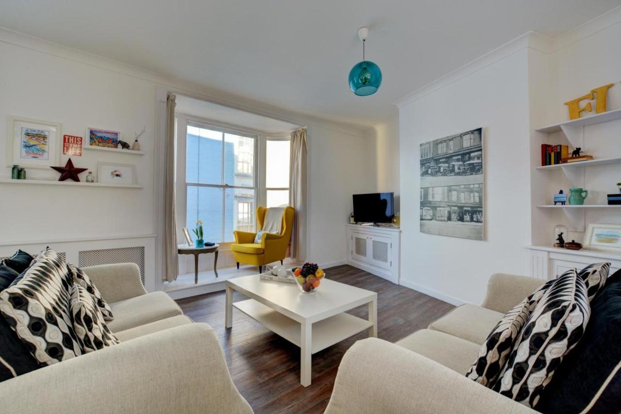1 Warwick House - Ferienwohnung Cromer