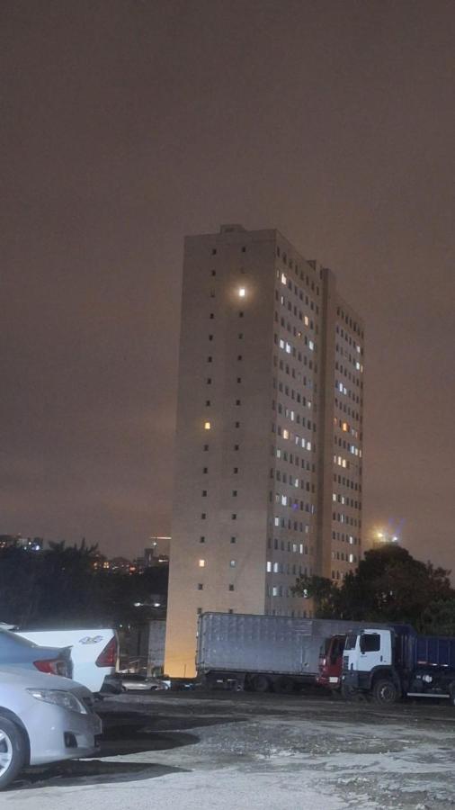 313 Vibra e Metrô Giovanni Gronchi Vista para marginal 1 dormitório - B&B São Paulo