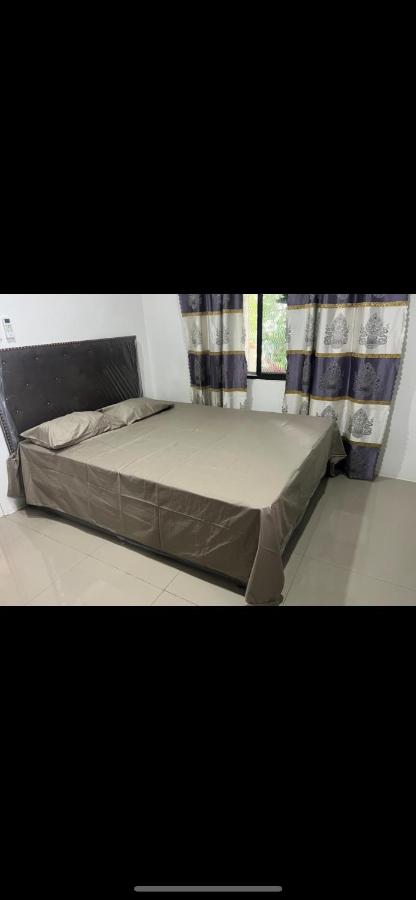 Habitación Doble con balcón (2 adultos + 1 niño)