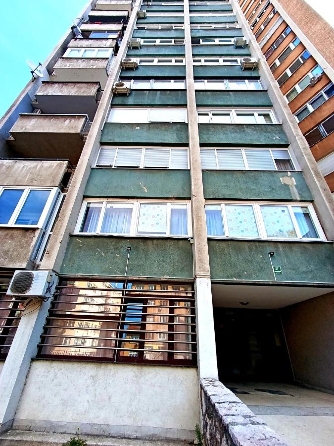 LuxApart Cobanija City Centar free garage parking - B&B Sarajevo