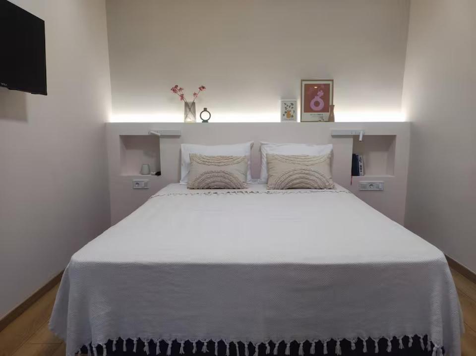 Myrtia Appartments - B&B Mytilinioi