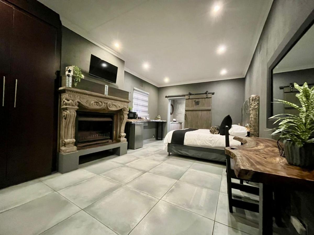 OR Tambo Guest Retreat Unit 1 - B&B Boksburg