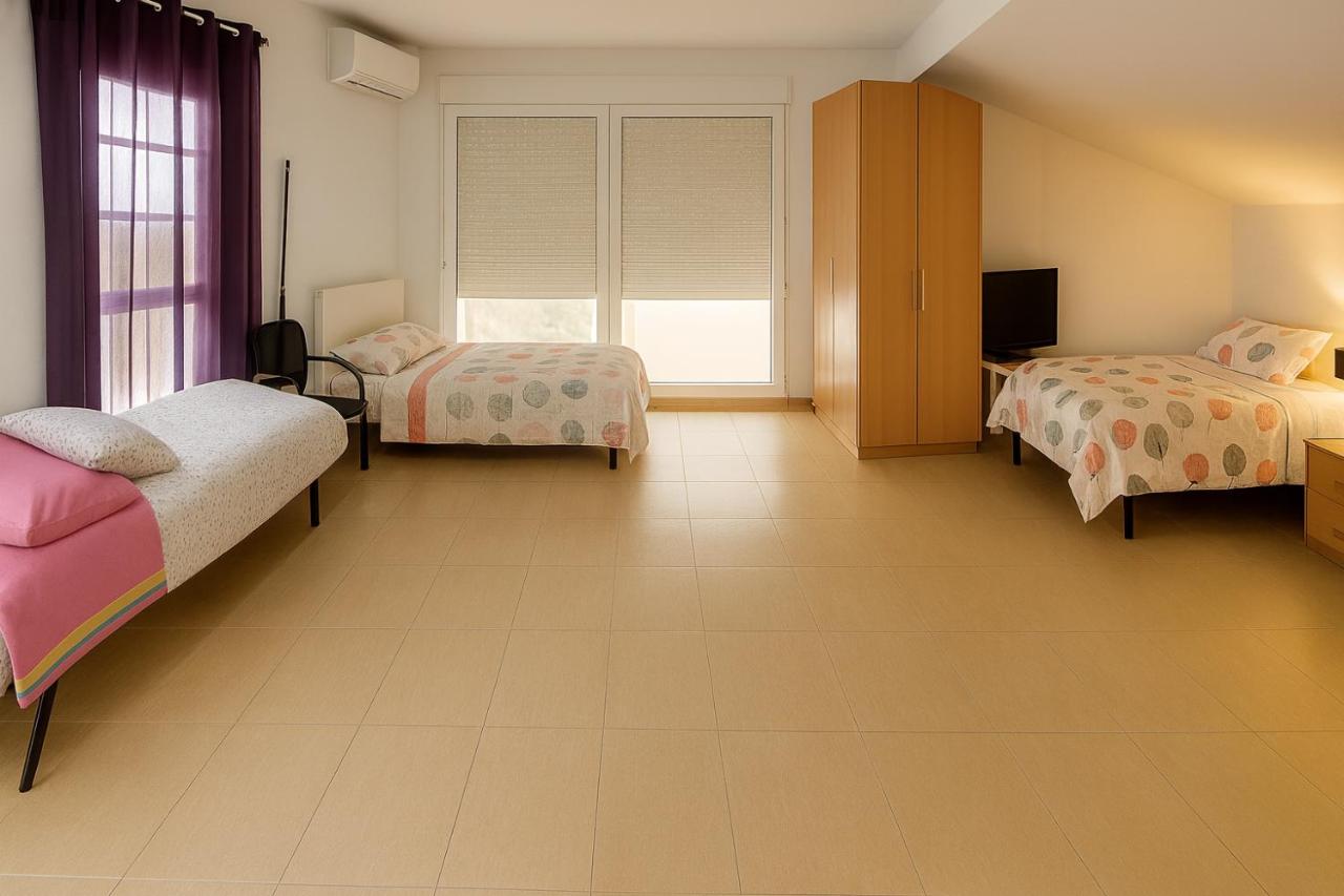 Chambre Familiale avec Salle de Bains Privative