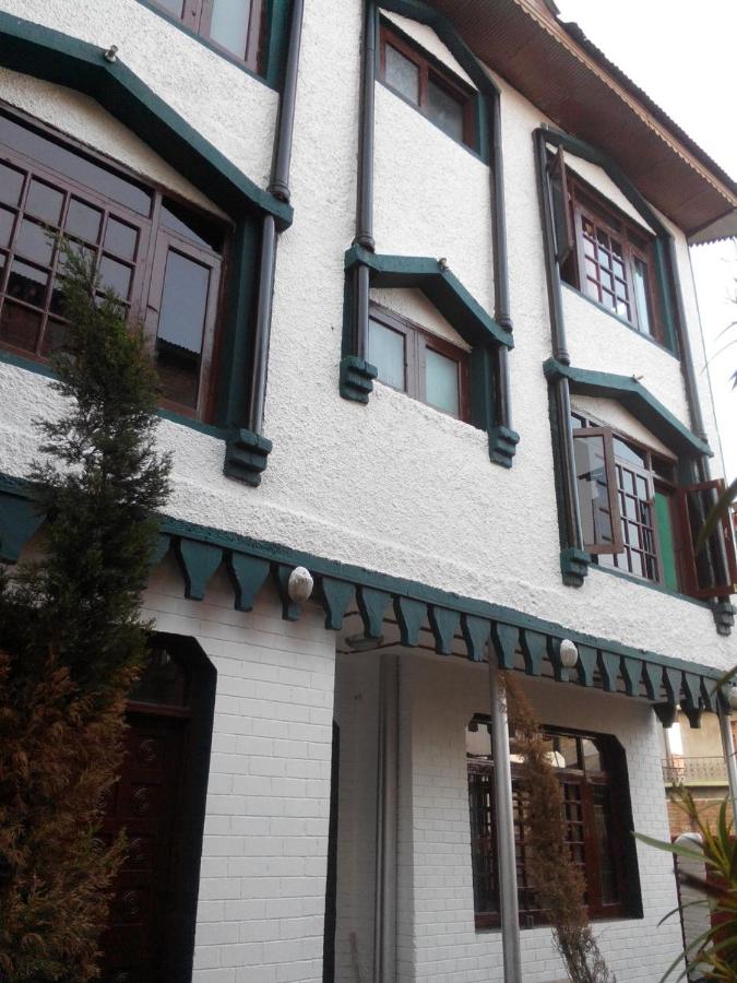 Al Amin Homestay - B&B Srinagar