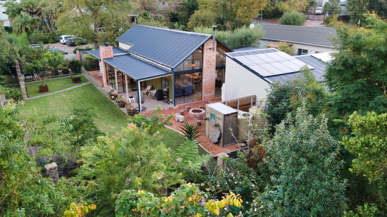 66 on Adderley - B&B George