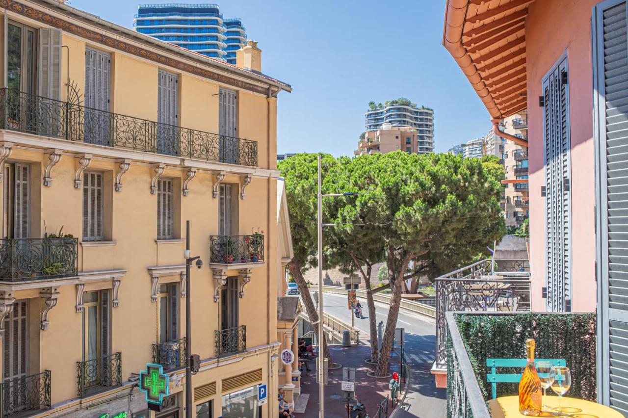 AV DE FRANCE - Agréable 3 pièces - Frontière Monaco à 30 mètres - B&B Roccabruna