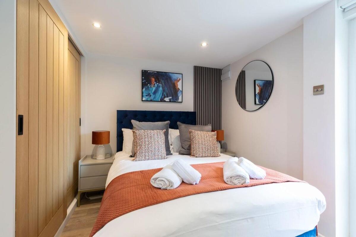 Peaceful Detached Studio - Bed and Breakfast Golden Valley