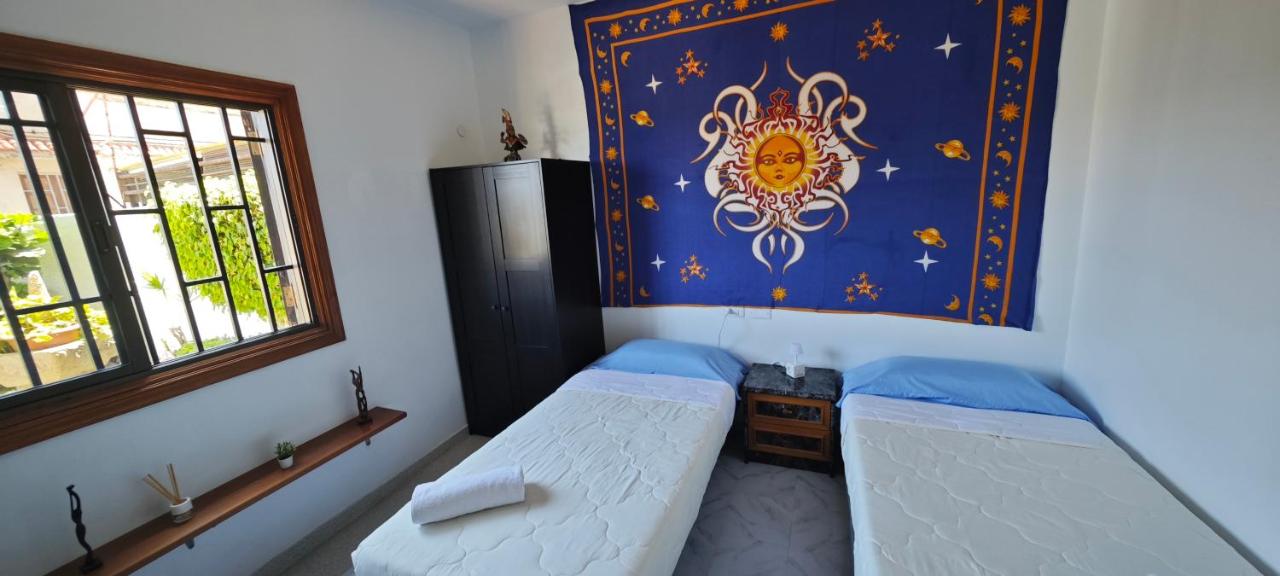 Camera Matrimoniale con Bagno in Comune