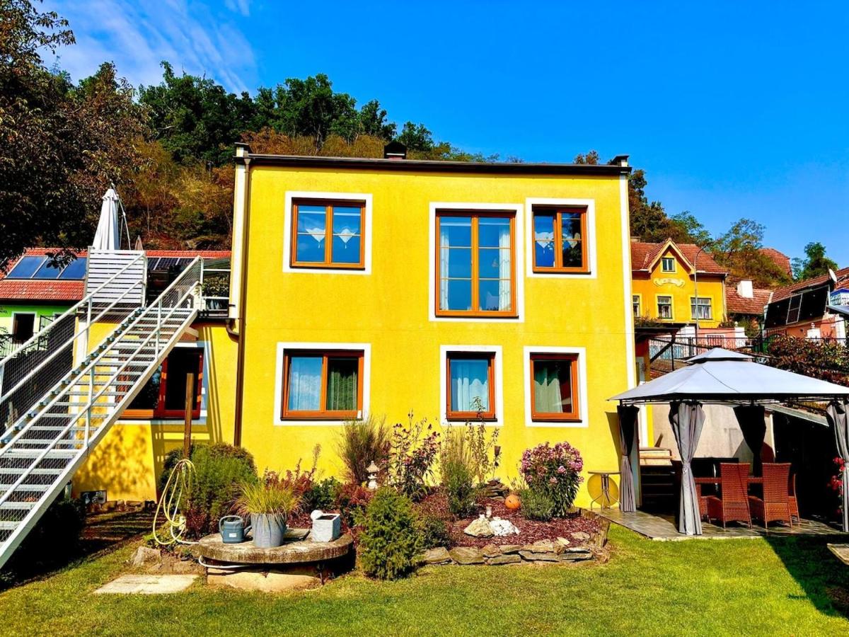 Haus am Fluss - B&B