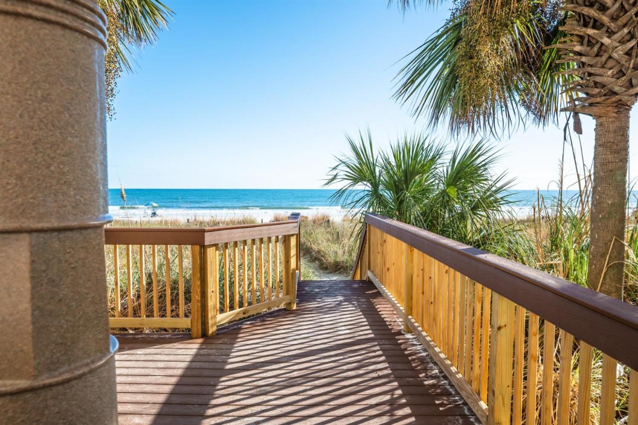 Cozy condo w ocean view & balcony - B&B Myrtle Beach