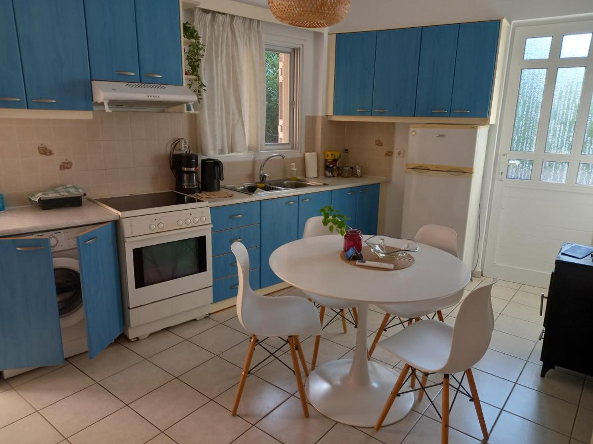 Konnie Seaside House 2 - Chambres d’hôtes Diakoptó
