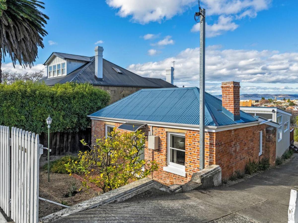 Neilsen Cottage - Serene River Views near Hobart CBD - Chambres d’hôtes Hobart