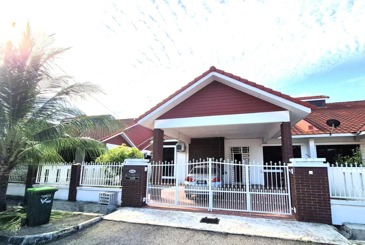 Homestay Ambangan Height SP - B&B Sungai Petani