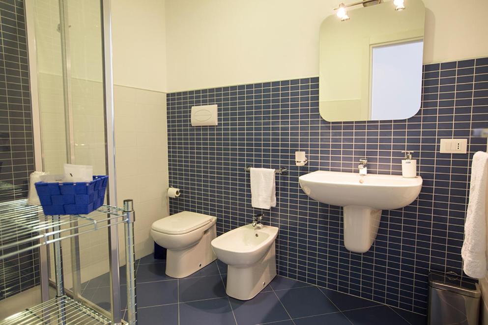 Family Room with Shower
