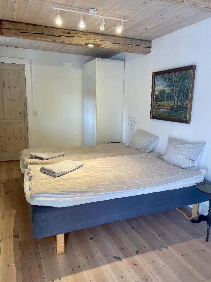 Standard Double Room with Shared Bathroom