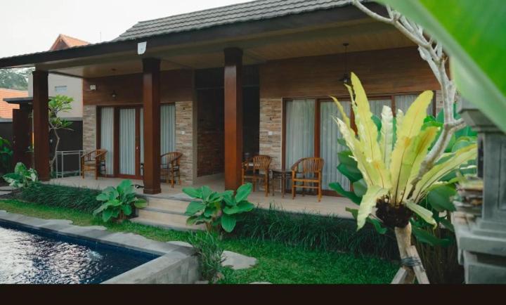 Bali Vanilli Villa - Bed and Breakfast Sukawati