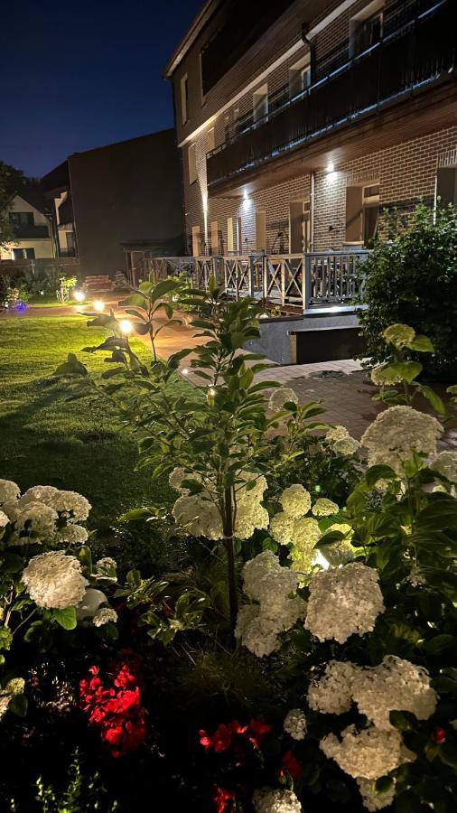 Patio Garden & Sea Home Apartments - B&B Liepāja