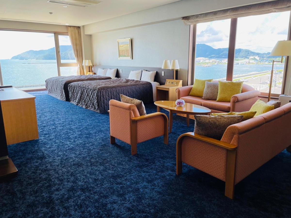 Superior Tweepersoonskamer met 2 Aparte Bedden en Uitzicht op Zee