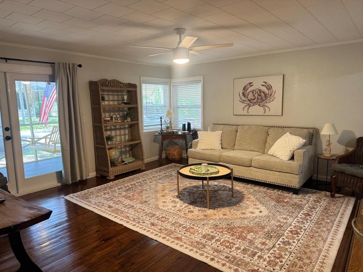 Old Homosassa Living! Seconds to all the action! - B&B Homosassa