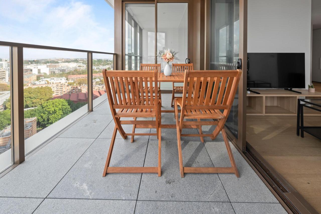 Central 2 Bedroom Condo Haymarket - B&B Sydney