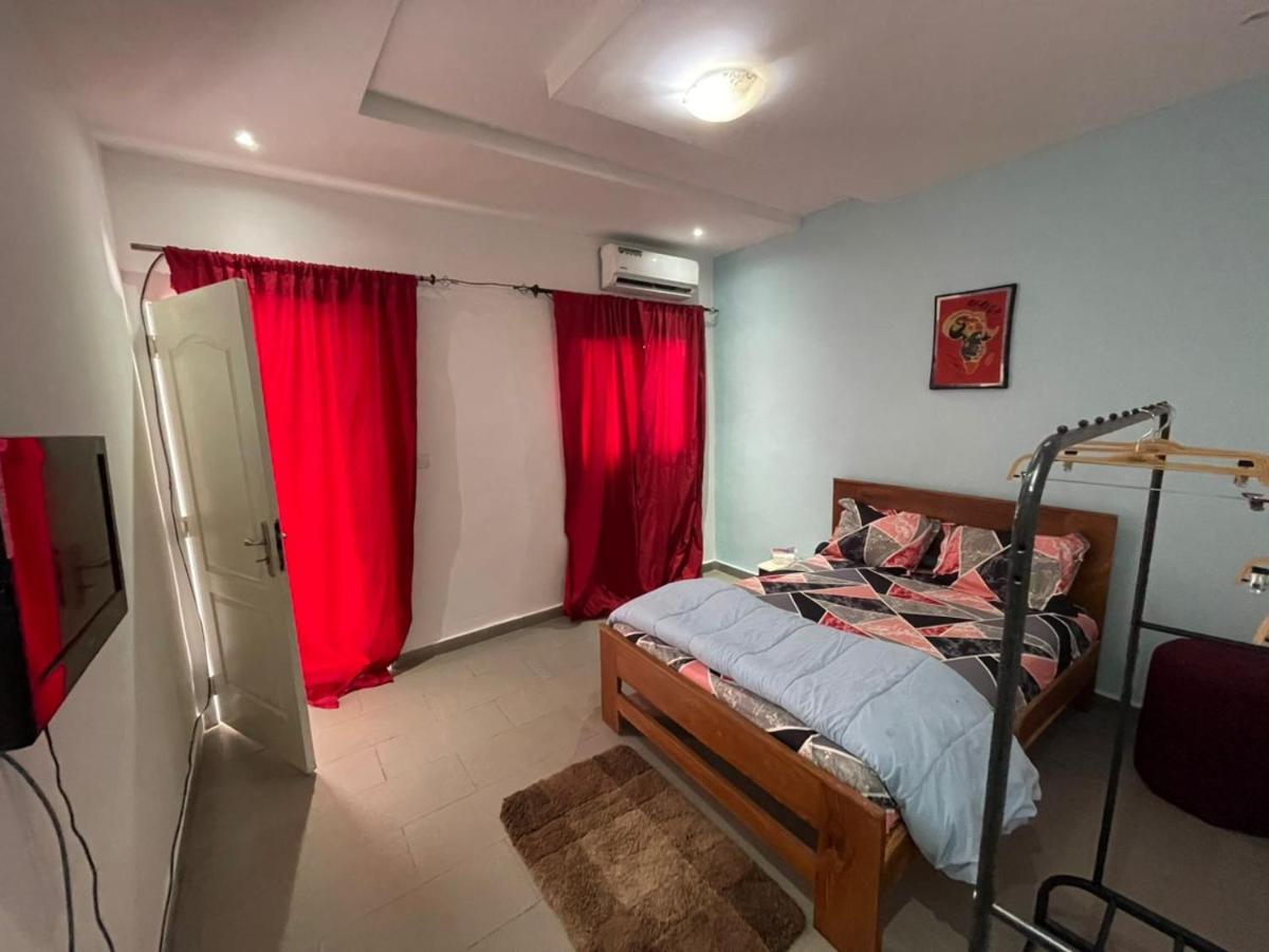 Bamba IMMO - B&B Dakar