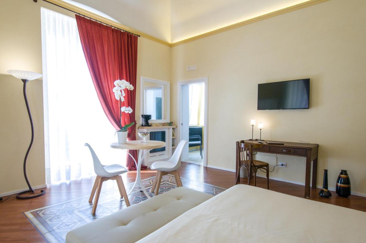 Turenum Apartment B&B - B&B Trani