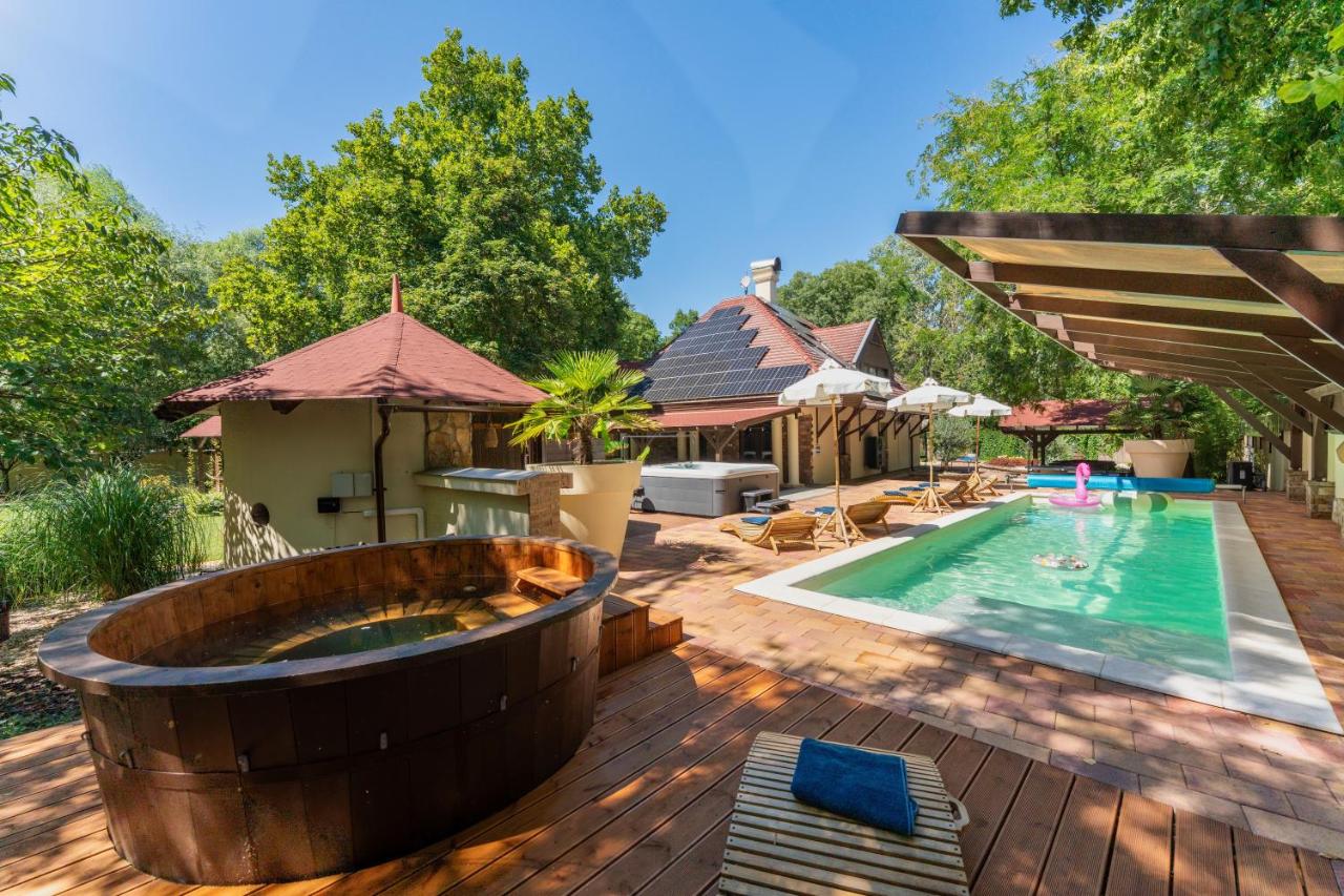 Ikon Vendégház - B&B Békéscsaba