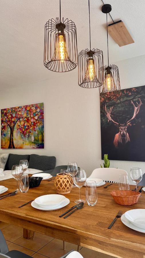 AMAO-Curry - Spacious Apartment - 7 Guests - City Center - Ferienwohnung Lahr/Schwarzwald