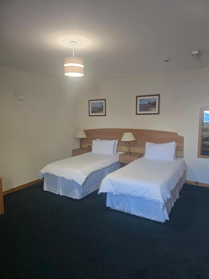 Double or Twin Room with Bathroom