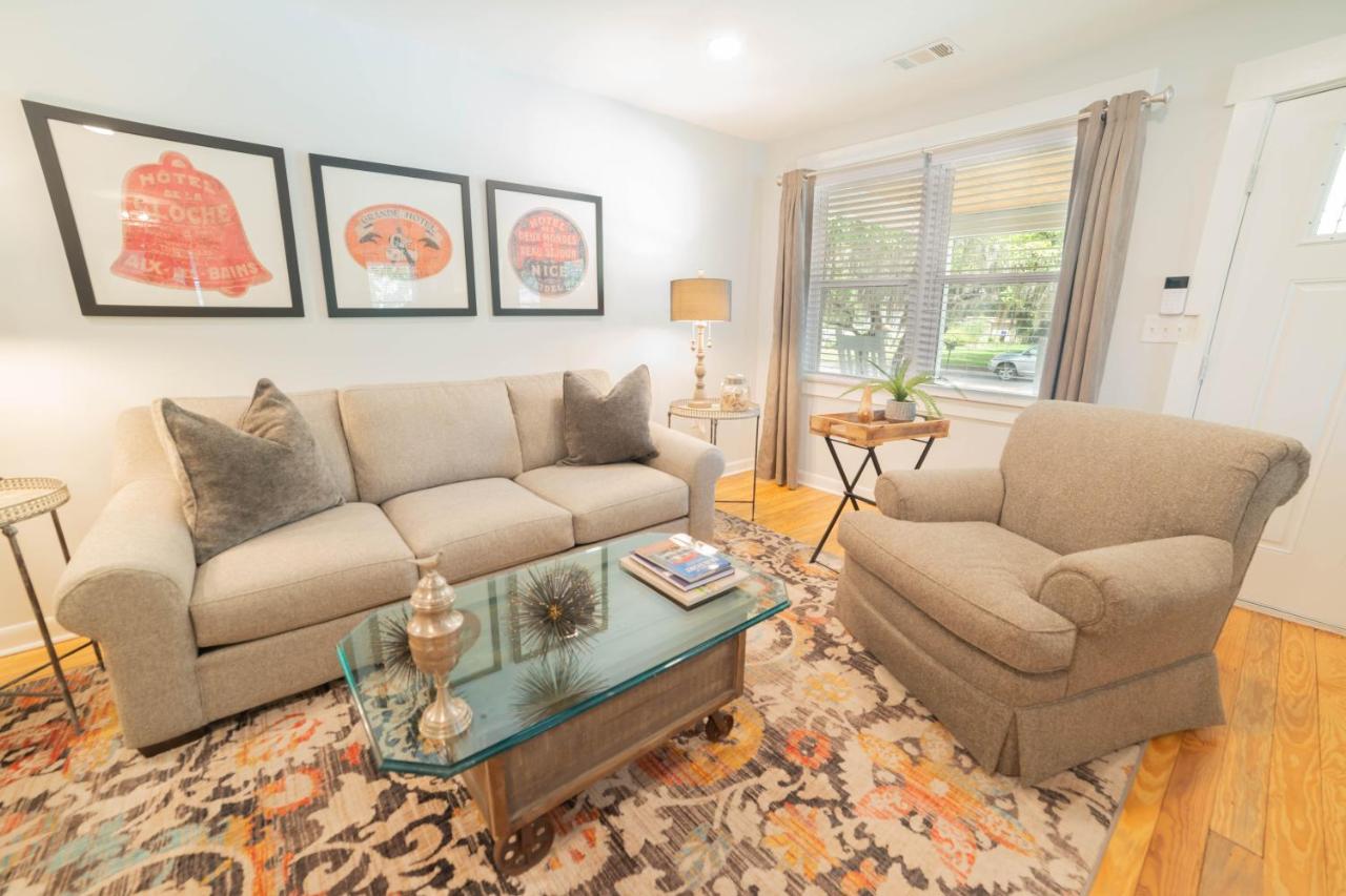 Cottage on Greene! Downtown Beaufort several Blocks Away and Parris Island a 10 Minute Drive - Chambres d'hôtes Beaufort