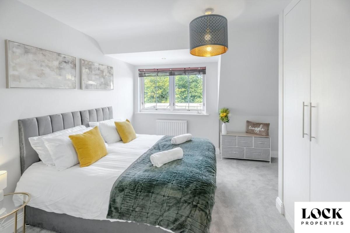 Three-Bedroom Townhouse